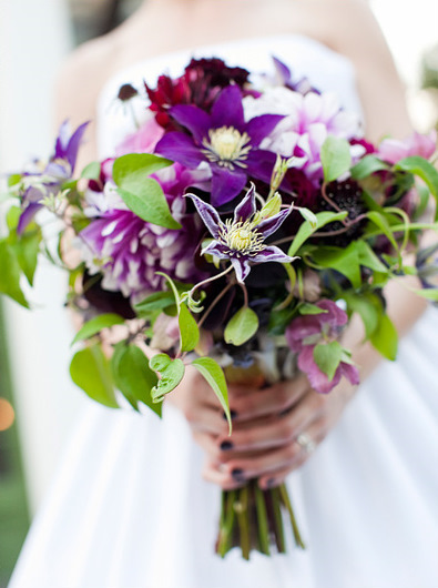 Apryl created this gorgeous bouquet using late summer purple clematis 